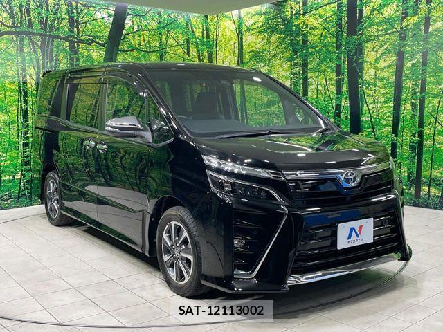 Toyota VOXY 2021-02 8317950-15