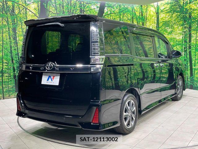 Toyota VOXY 2021-02 8317950-16