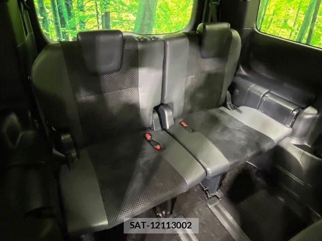 Toyota VOXY 2021-02 8317950-8