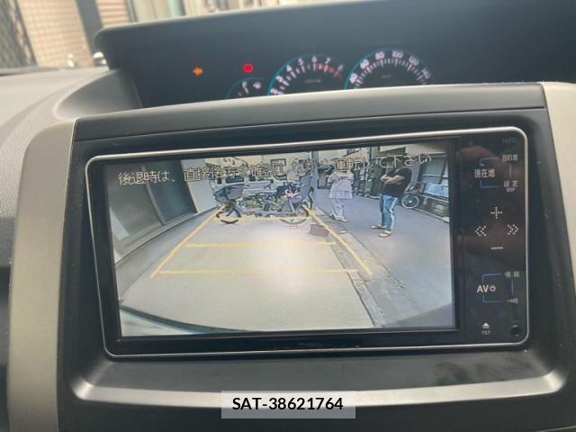 Toyota VOXY 2010-02 8317977-16