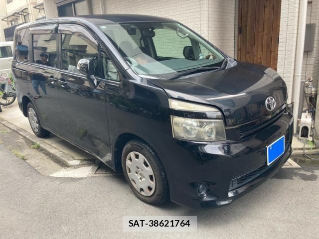 Toyota VOXY 2010-02 8317977-2