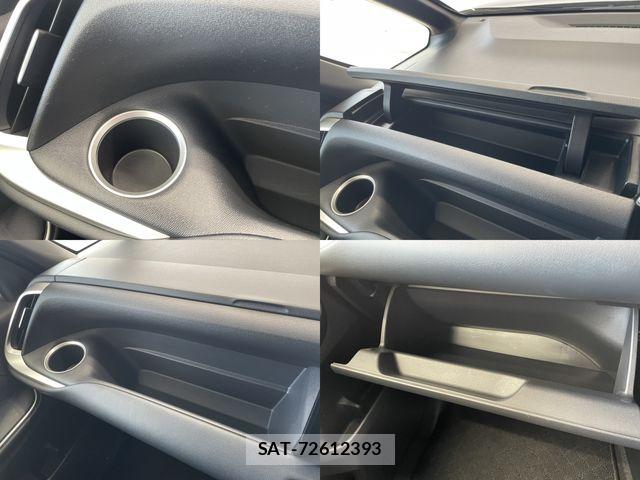 Toyota VOXY 2023-09 8317933-18