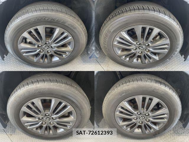 Toyota VOXY 2023-09 8317933-25