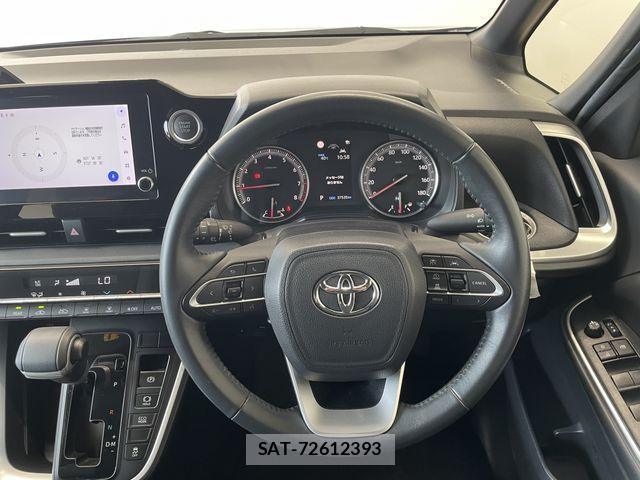 Toyota VOXY 2023-09 8317933-6