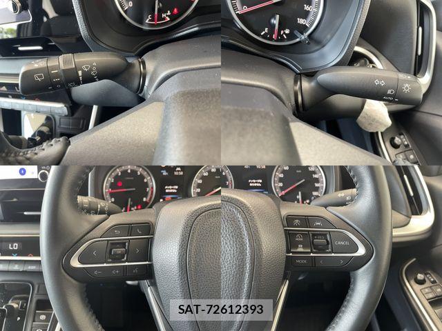 Toyota VOXY 2023-09 8317933-7