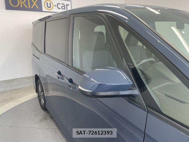 Toyota VOXY 2023-09 8317933-8