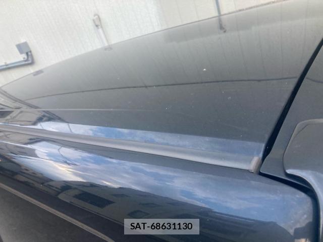 Toyota VOXY 2011-07 8317978-10