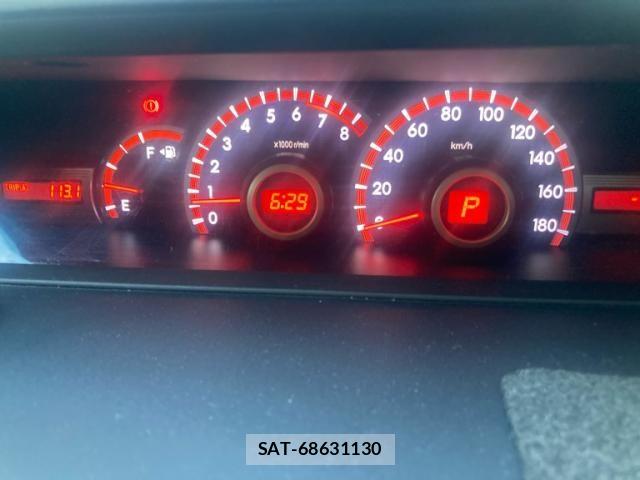 Toyota VOXY 2011-07 8317978-19