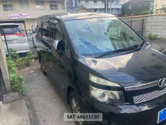 Toyota VOXY 2011-07 8317978-2