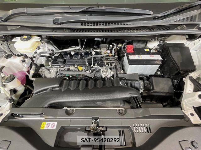 Toyota VOXY 2023-08 8317925-17