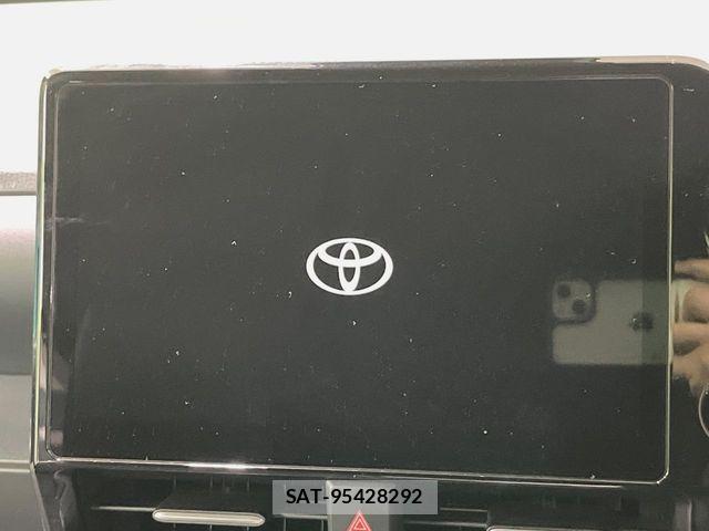 Toyota VOXY 2023-08 8317925-2