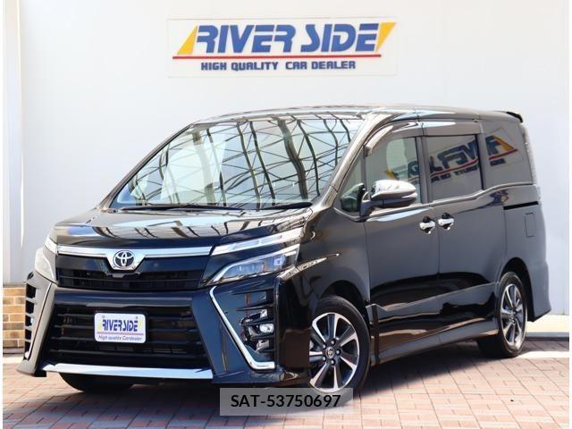 Toyota VOXY 2021-12 8317930-0