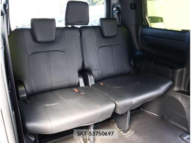 Toyota VOXY 2021-12 8317930-6