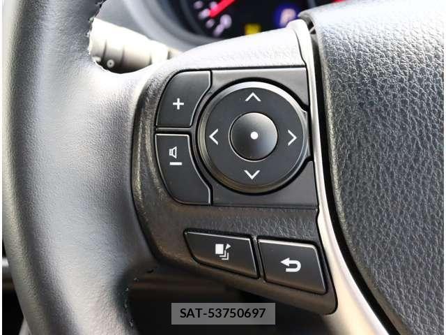 Toyota VOXY 2021-12 8317930-14