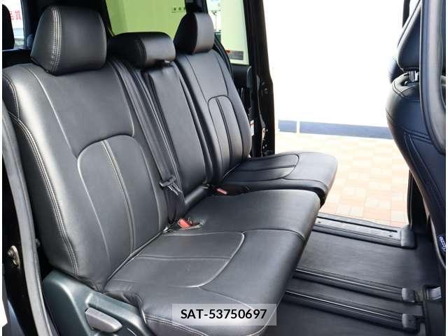 Toyota VOXY 2021-12 8317930-5