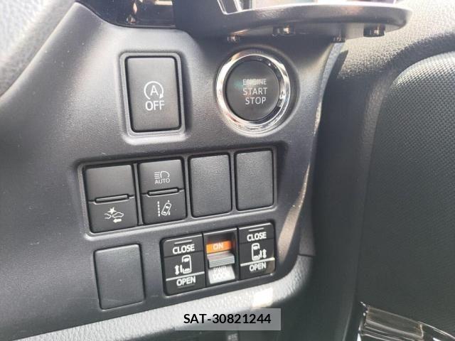 Toyota VOXY 2018-12 8317946-15