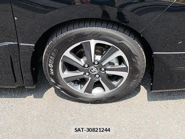 Toyota VOXY 2018-12 8317946-29
