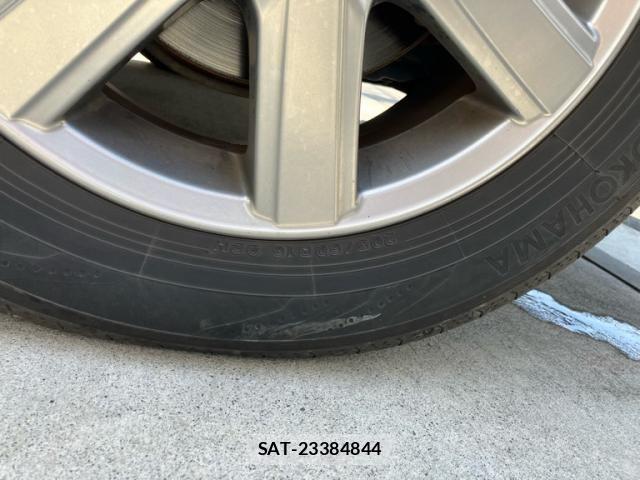 Toyota VOXY 2009-07 8317984-3