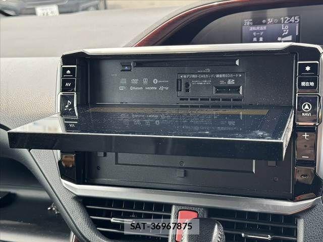 Toyota VOXY 2019-09 8317942-24