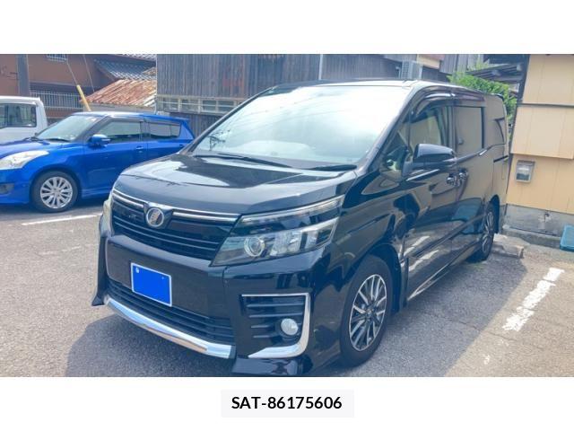 Toyota VOXY 2014-10 8317967-1