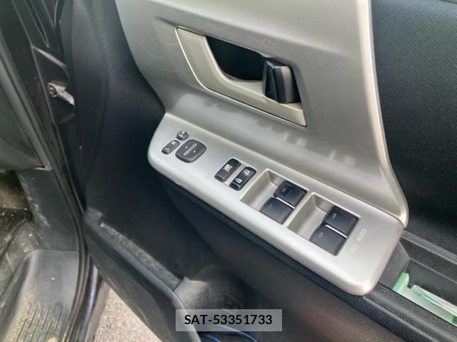Toyota VOXY 2010-09 8317987-13