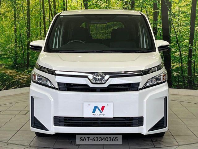 Toyota VOXY 2017-10 8317964-14