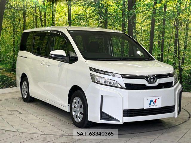 Toyota VOXY 2017-10 8317964-16