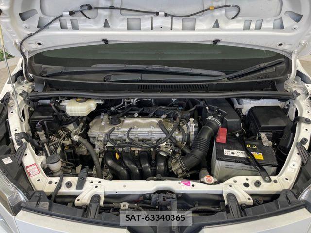 Toyota VOXY 2017-10 8317964-18