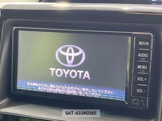 Toyota VOXY 2017-10 8317964-3