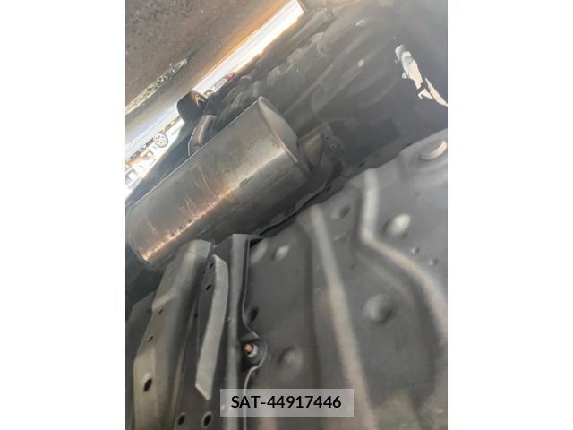 Toyota VOXY 2012-03 8317971-10