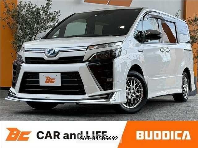 Toyota VOXY 2020-04 8317944-0