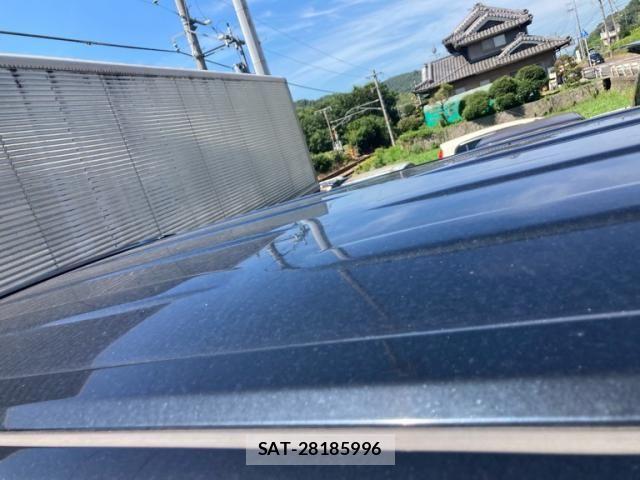 Toyota VOXY 2015-12 8317966-11