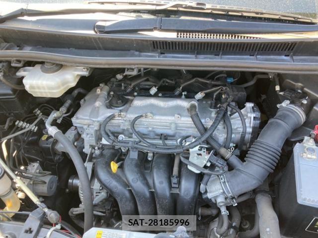 Toyota VOXY 2015-12 8317966-13