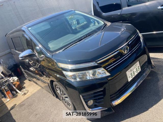 Toyota VOXY 2015-12 8317966-1