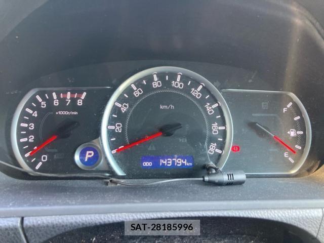 Toyota VOXY 2015-12 8317966-20