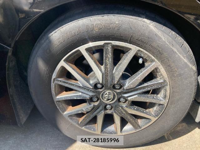 Toyota VOXY 2015-12 8317966-5