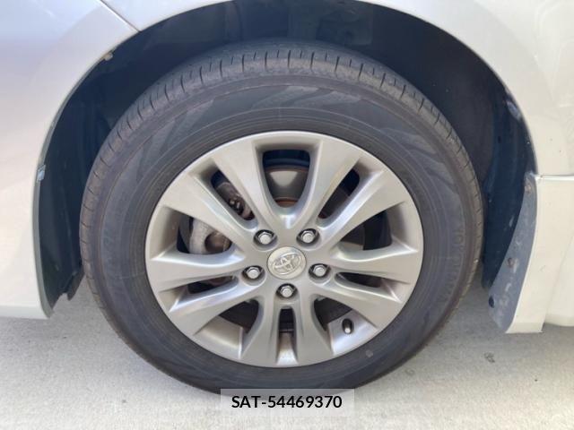 Toyota VOXY 2011-10 8317983-7