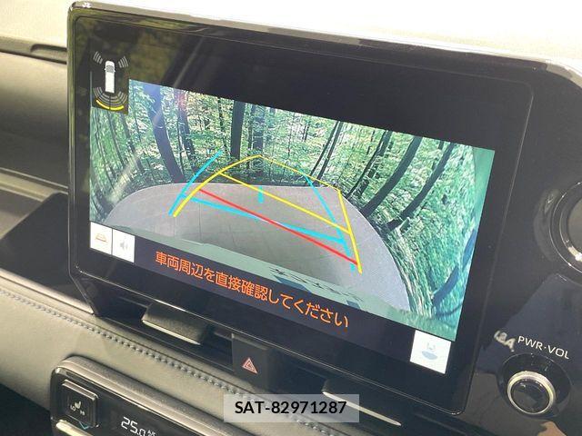 Toyota VOXY 2024-08 8317924-4
