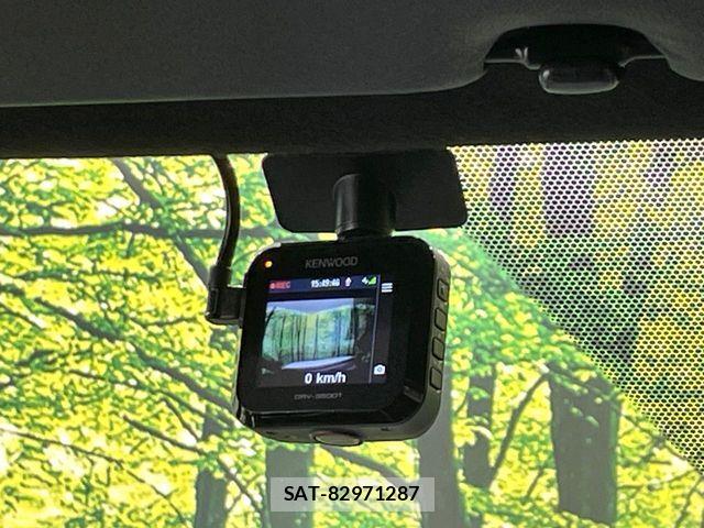Toyota VOXY 2024-08 8317924-6