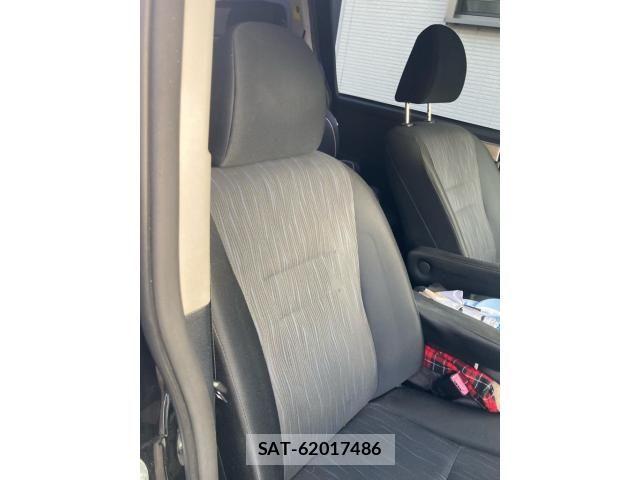 Toyota VOXY 2011-08 8317976-10