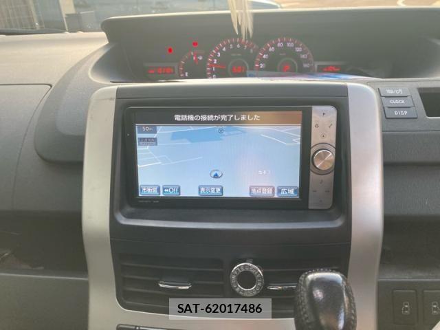 Toyota VOXY 2011-08 8317976-17