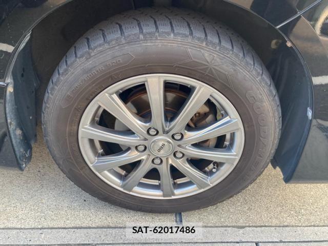 Toyota VOXY 2011-08 8317976-5