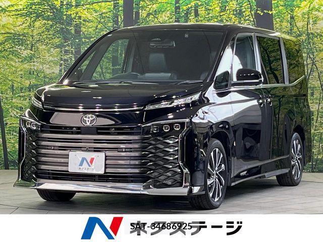 Toyota VOXY 2022-03 8317926-0