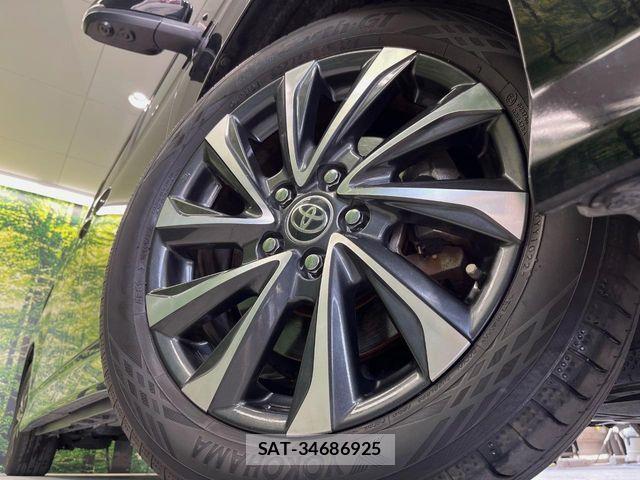 Toyota VOXY 2022-03 8317926-14