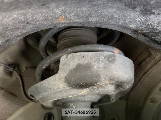 Toyota VOXY 2022-03 8317926-19