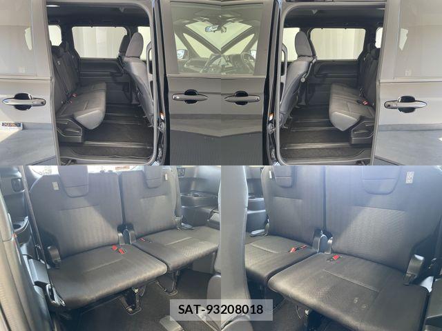 Toyota VOXY 2023-09 8317931-13