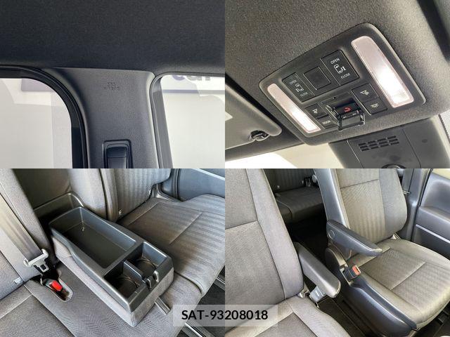 Toyota VOXY 2023-09 8317931-17