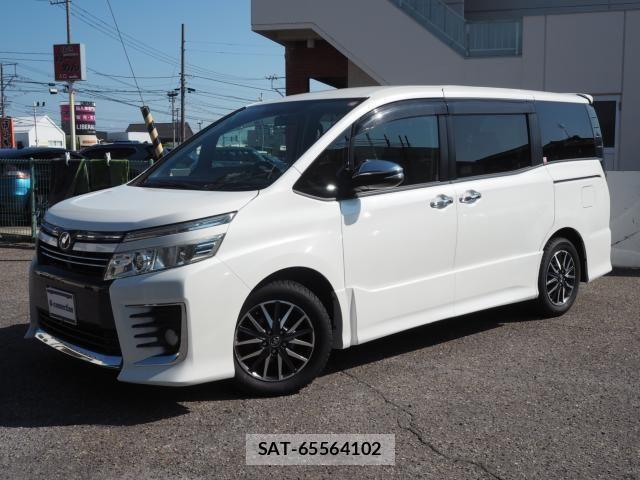 Toyota VOXY 2015-09 8338444-20
