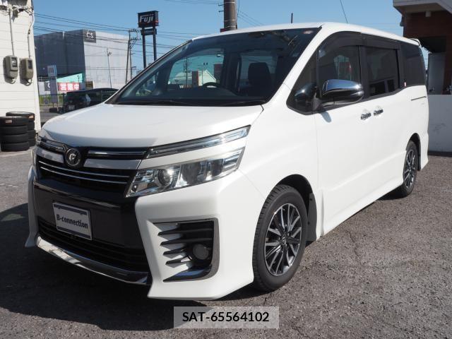 Toyota VOXY 2015-09 8338444-22