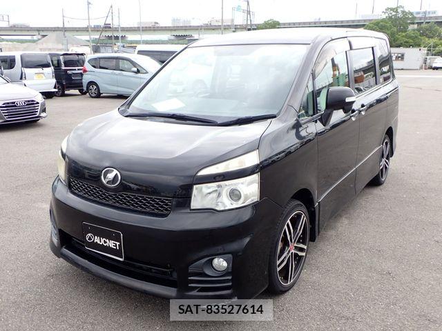 Toyota VOXY 2010-06 8338422-6